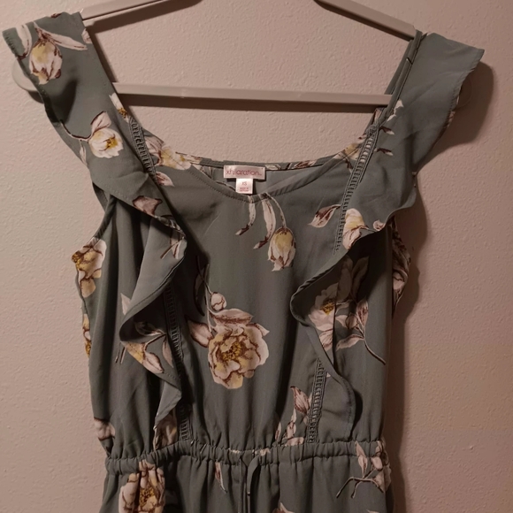 Xhilaration Sage Floral Print Jumpsuit - Picture 14 of 16